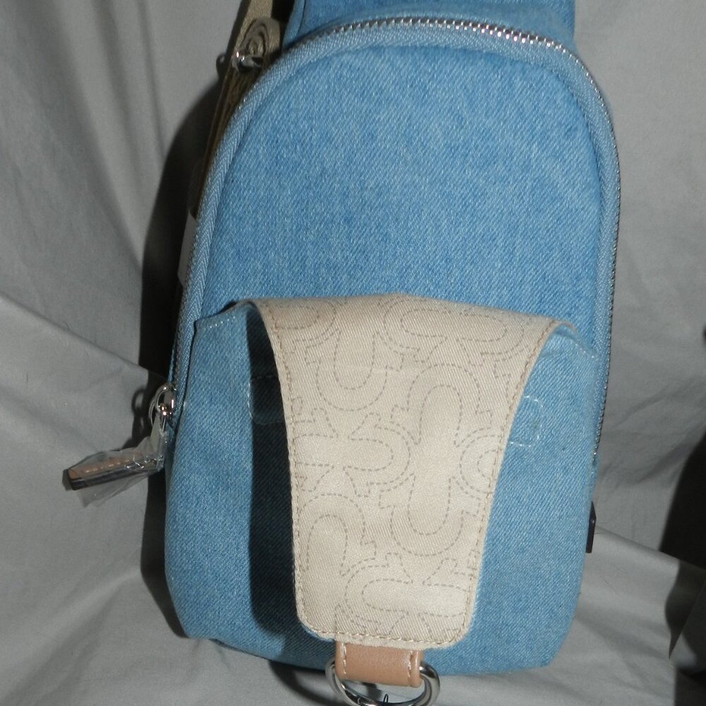 True Religion Stitched Horseshoe Sling Bag light Blue NWT! - Picture 4 of 16